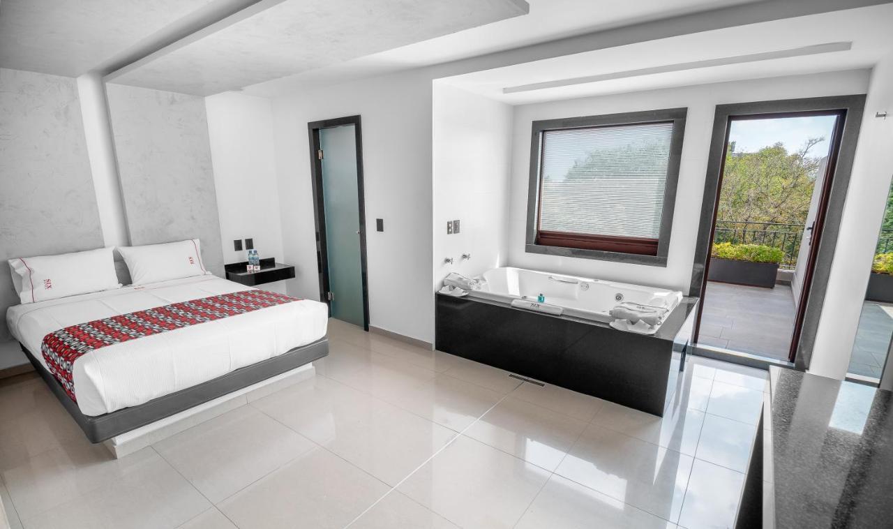 Six Hotel Guadalajara Expiatorio Екстер'єр фото