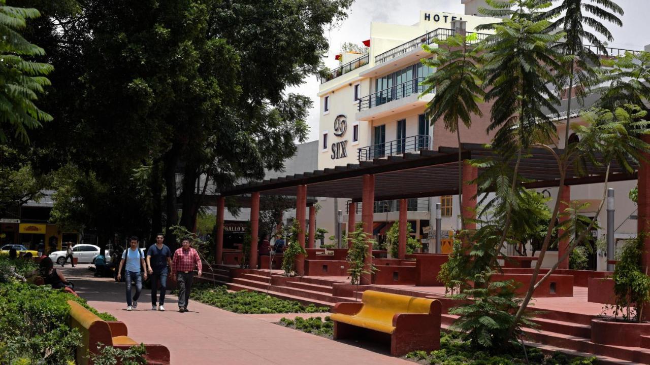 Six Hotel Guadalajara Expiatorio Екстер'єр фото