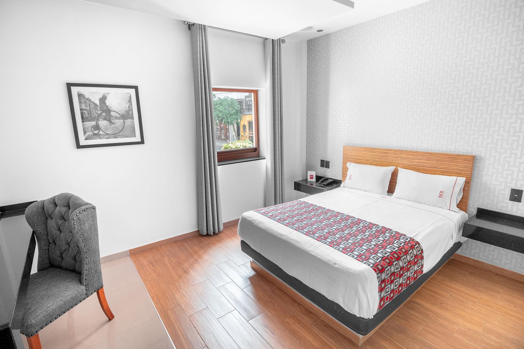 Six Hotel Guadalajara Expiatorio Екстер'єр фото