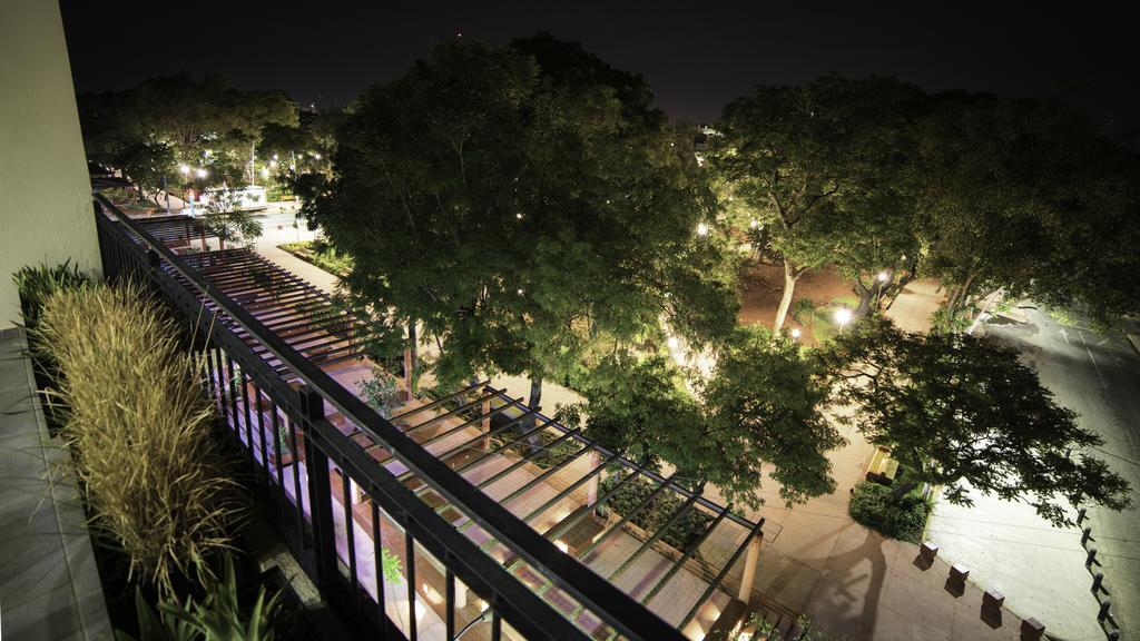 Six Hotel Guadalajara Expiatorio Екстер'єр фото