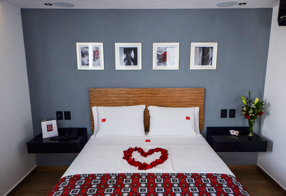 Six Hotel Guadalajara Expiatorio Екстер'єр фото
